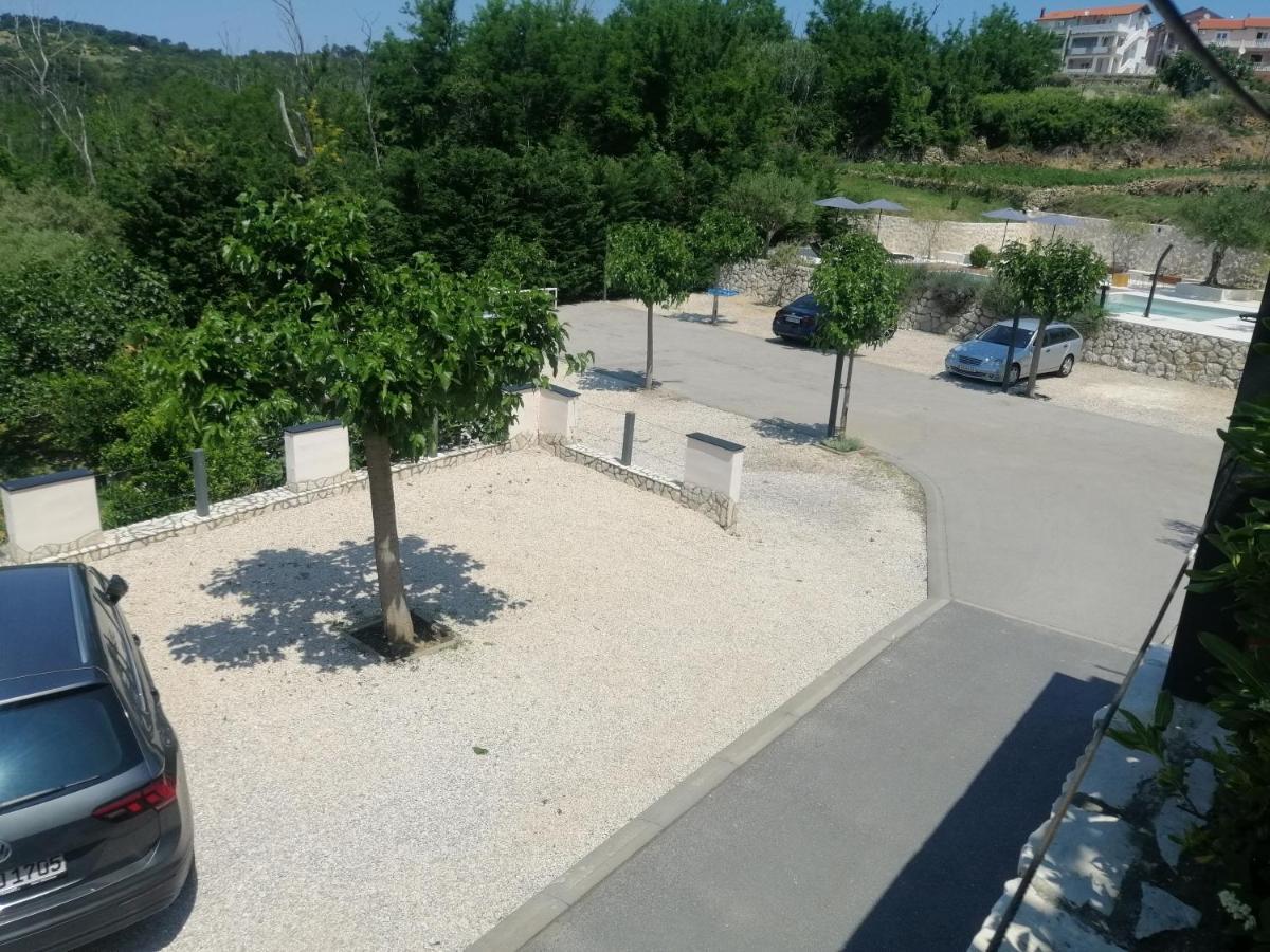 Apartmani Simon Lopar Exteriér fotografie
